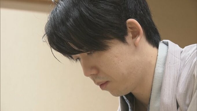 藤井聡太七冠と伊藤匠叡王　王座戦 五番勝負 最終局始まる　今夜決着の見通し　山梨・常磐ホテル　|　山梨のニュース | ＵＴＹテレビ山梨