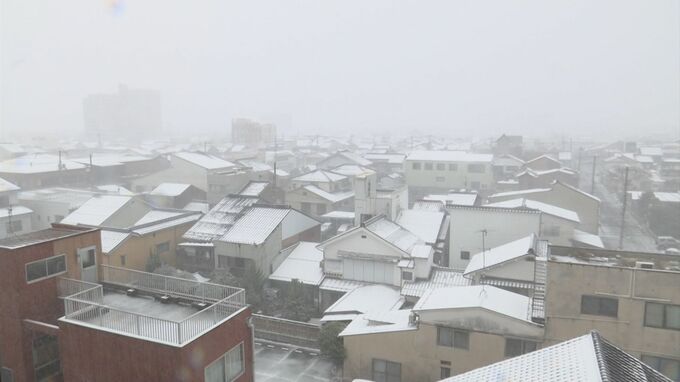 この冬一番の強い寒気　島根県では１２日明け方にかけて、鳥取県は１２日昼前にかけて大雪となる見込み　警報級の大雪となる可能性も|TBS NEWS DIG