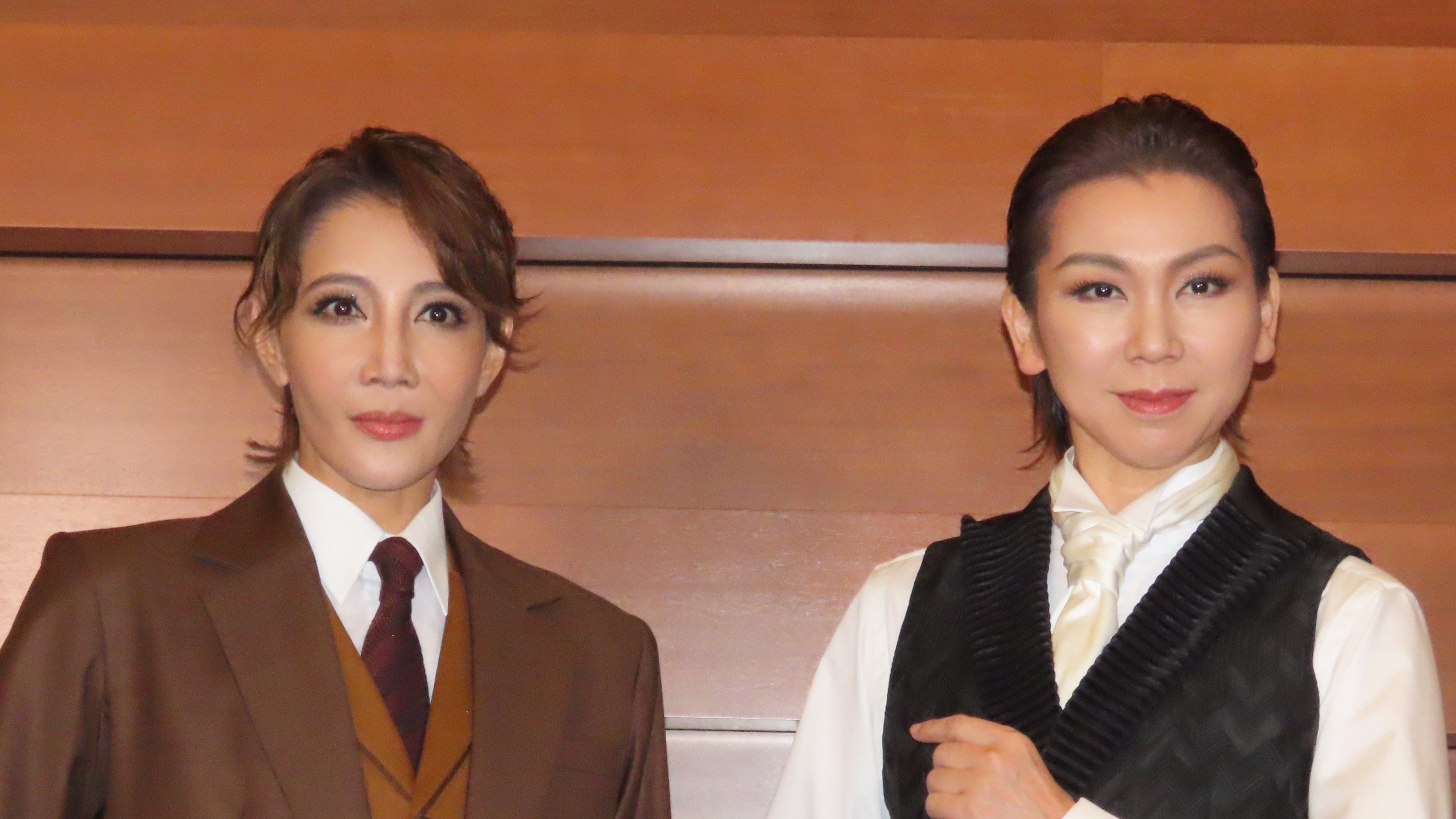 元星組トップスター】湖月わたる&柚希礼音が19年ぶりの共演「ブランク