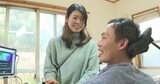 夫が難病ALS 気管切開を決断、NZから移住 症状進行で食べたかった大分名物「とり天」が…残酷な現実と向き合う夫婦 | 大分のニュース|OBS NEWS|大分放送