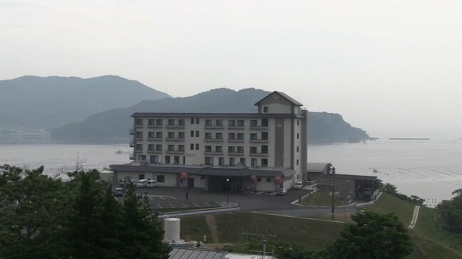 温泉宿・ホテル総選挙「絶景部門」で5年連続1位に輝いた大船渡温泉が達増拓也岩手県知事に受賞を報告　盛岡市|TBS NEWS DIG