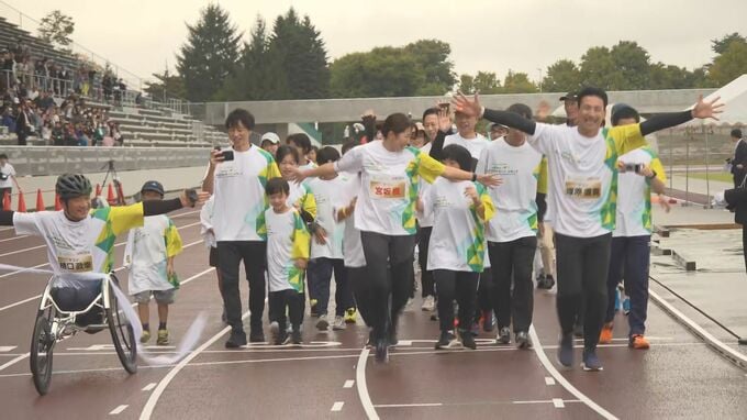 新トラックを走り初め！国スポ総合開会式場となる陸上競技場でオープニングイベント　長野・松本市　|　SBC NEWS | 長野のニュース | SBC信越放送