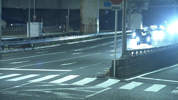 【速報】車を急発進させ警察官を約20m引きずる…　殺人未遂などの疑いで48歳男を逮捕　兵庫県警尼崎南署　|　MBSニュース | 関西の最新ニュースを分かりやすく。