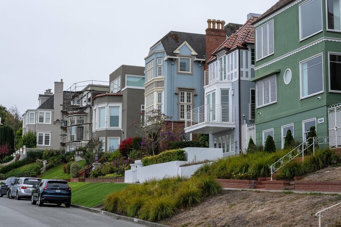 米中古住宅販売、年率で400万戸割れ－購入希望者は金利低下待ち