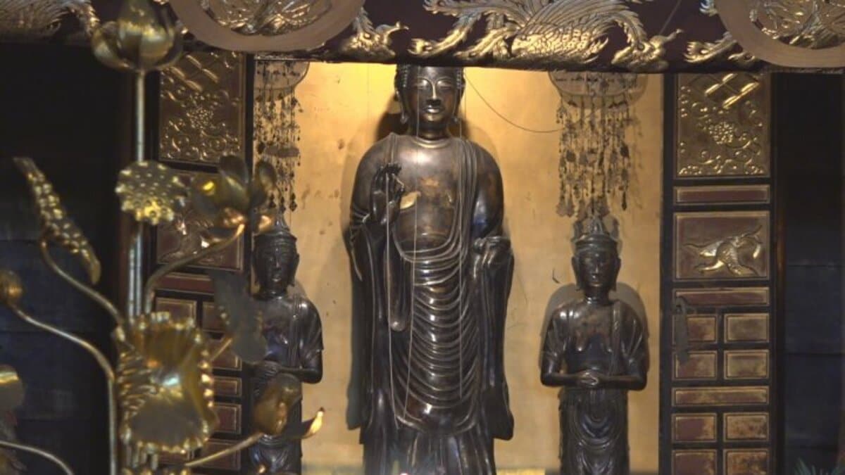 甲斐善光寺で7年に一度の御開帳を締めくくる結願大法要が厳かにいとな