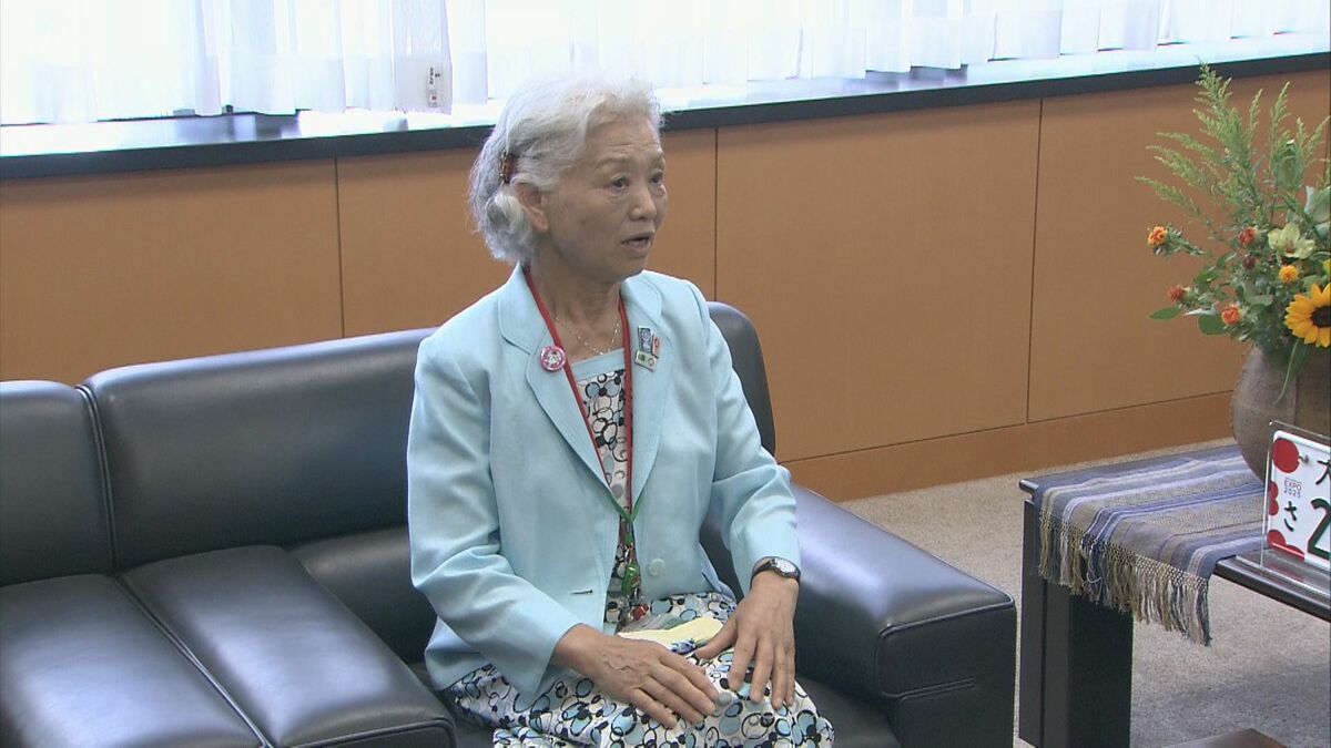 万博 おばさん