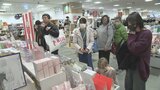 大分市のアミュプラザおおいたで初売り始まる 大分 | 大分のニュース|OBS NEWS|大分放送