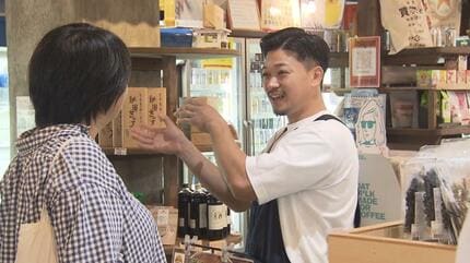 【買い物下手　】　沖縄県 67年続いた店が閉まり “買い物難民” が出た村 32歳の若者の感覚で