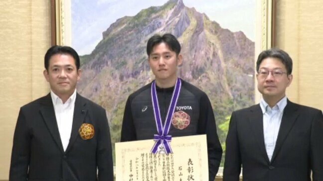 【パラ陸上】男子400mで日本新連発!松山出身・石山大輝、圧倒的走りで「愛顔のえひめ賞」5年連続受賞|TBS NEWS DIG