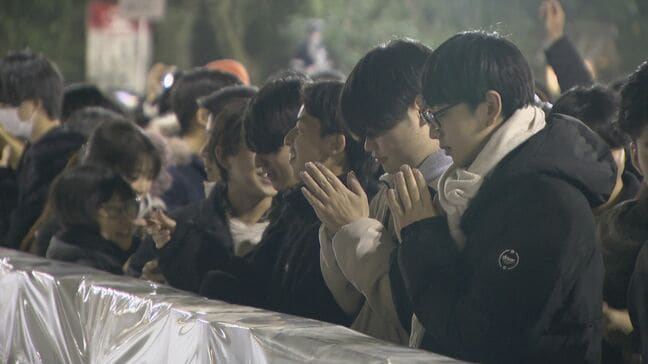 熱田神宮は三が日で220万人が参拝｢家族が健康で楽しく過ごせる1年に｣ 伊勢神宮には42万が訪れる 東海地方の正月|TBS NEWS DIG