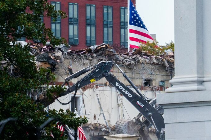 トランプ大統領、ホワイトハウス東棟を解体へ－新たに舞踏室を建設