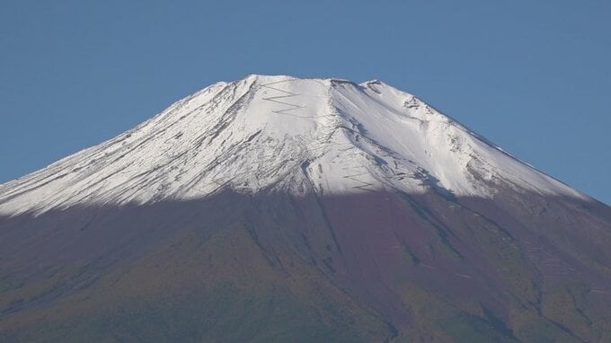 富士山はすっかり雪化粧　甲府などで今シーズン一番の冷え込み|TBS NEWS DIG
