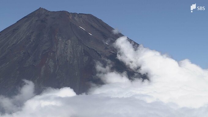「登っている最中に倒れてしまった。頭をけがしていて出血している」富士登山でツアーの仲間が救助を要請するも男性（65）が死亡＝静岡県警|TBS NEWS DIG