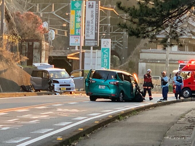 ドクターヘリも出動 乗用車の絡む事故 合わせて５人が搬送【愛媛・今治】|TBS NEWS DIG