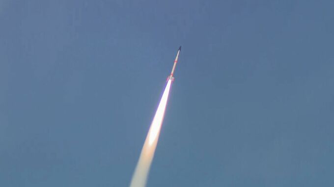 【速報】観測ロケットＳ―５２０―３３号機　内之浦から打ち上がる　鹿児島　|　鹿児島のニュース｜MBC NEWS｜南日本放送