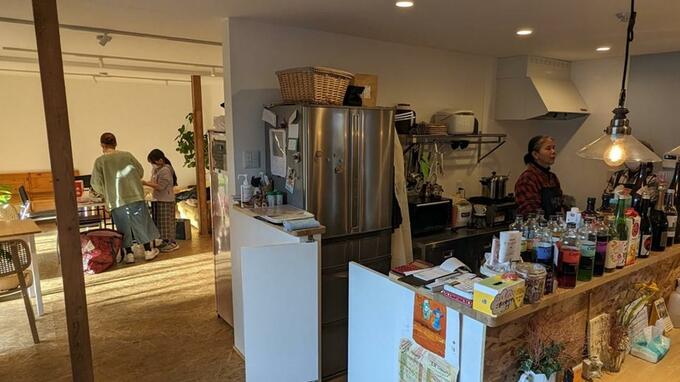 「誰でも受け入れられて、安心して過ごせる」町田市に新装オープンした地域食堂|TBS NEWS DIG