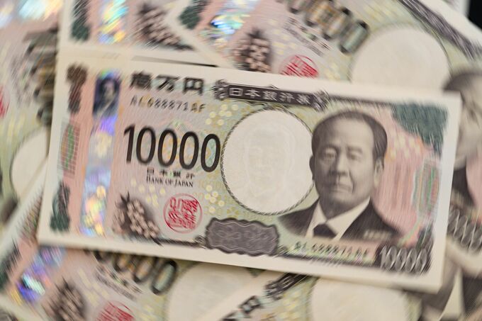 円は対ドルで一時145円ちょうど付近に上昇－米国格下げで円買い加速