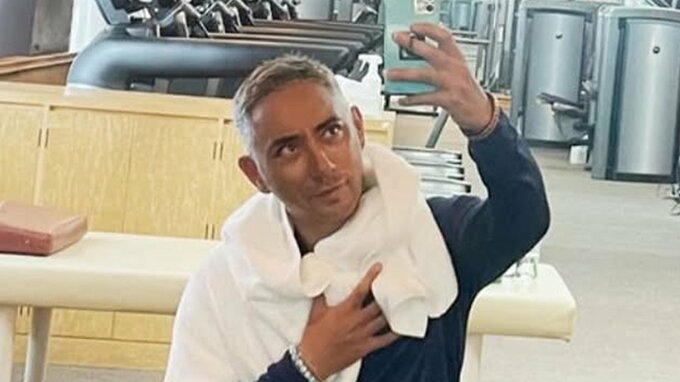 【市川團十郎】「一瞬、別人と思った」「どこぞの大富豪かと思いました」アフリカ帰りの日焼けショットに驚きの声続々|TBS NEWS DIG