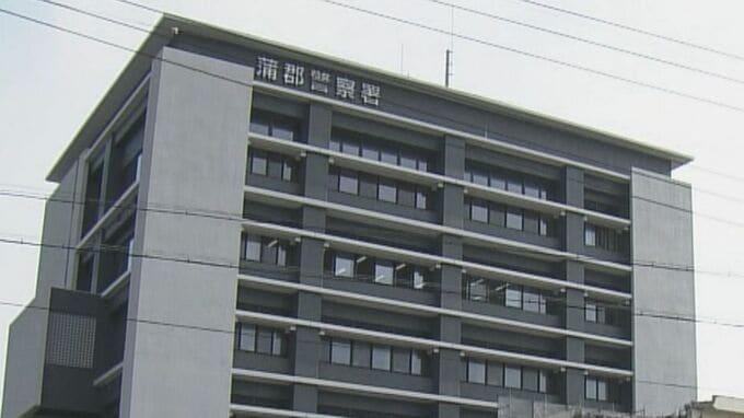 2人乗り無免許バイク パトカーと正面衝突 16歳高校生2人軽傷 挑発や信号無視…警察に追跡される 愛知・蒲郡市　|　名古屋・愛知・岐阜・三重のニュース【CBC news】 | CBC web