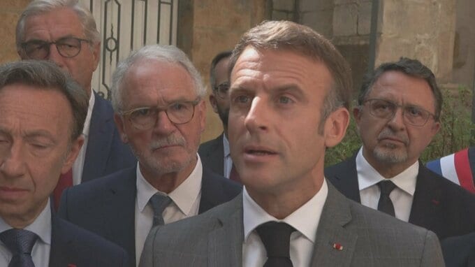 クーデターのニジェール　仏大統領 “フランス大使は事実上の人質に”