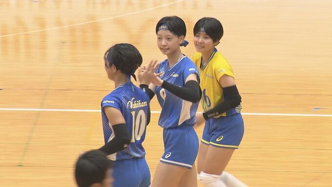 春高バレーかけた県大会決勝　男女とも西原が制す  「沖縄が全国に通用すると証明したい」|TBS NEWS DIG