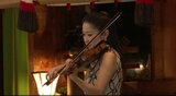 戸隠神社にヴァイオリンの音色 「気軽に芸術に触れてほしい」 長野市芸術館が出前コンサート|TBS NEWS DIG