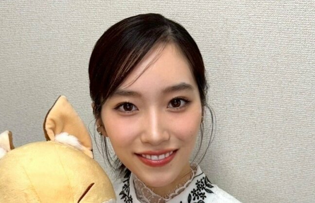 【 片岡凜 】　読書の魅力を綴る　「一冊の本との出会いが進路を変えたり　悩みを解決したり　一生の趣味になったりすることもあります」|TBS NEWS DIG