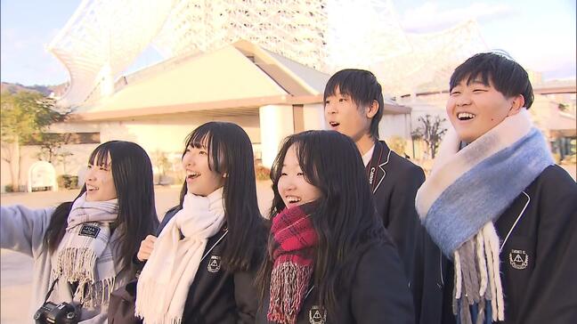 かつて不登校だった女子生徒...高校で写真部に入り神戸市のビッグプロジェクトに参加「少しでも社会の一部になれてうれしい」　"自分と向き合った経験"を生かしシャッターを切る！|TBS NEWS DIG