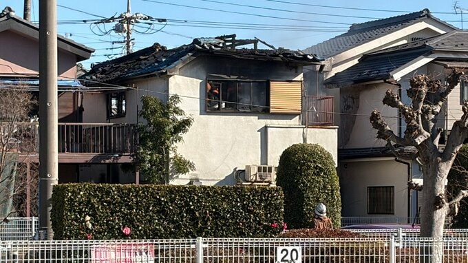 西東京市で住宅5棟が焼ける火事　このうち1棟全焼　けが人なし|TBS NEWS DIG
