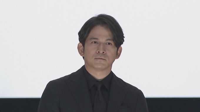 【松岡茉優】岡田准一に抱きつくも…「キュンではなく、大木感」＜映画「ヘルドッグス」＞|TBS NEWS DIG