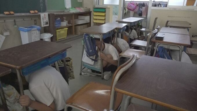 “自助の力”を高める「シェイクアウト訓練」とは？石川県内の学校などで一斉実施　|　石川県のニュース｜MRO北陸放送