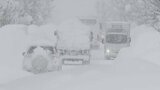 積雪が平年の3倍“異常事態”に除排雪追いつかず交通障害も…事故を防ぐ雪下ろし作業の注意点 北海道岩見沢市 | 北海道のニュース|HBC北海道放送