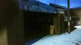 酒田市の居座りクマ逃走 熊は警察が警備もかいくぐる 現場の倉庫は規制解除も周囲でパトカーが警戒呼びかけ(山形) | 山形のニュース│TUYテレビユー山形