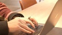 あなたの会社のAI、「おしゃべり相手」ではなく「仮想社員」として育てよ　AIは「チーム」でこそ力を発揮する| TBS CROSS DIG with Bloomberg