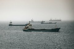 ホルムズ海峡、オマーン側航路の通航急減－イランの影響力映す| TBS CROSS DIG with Bloomberg