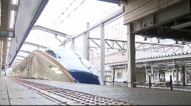 「奇跡の9連休」で北陸新幹線は前年比24%増の利用者…中央西線「しなの」16%増、中央東線「あずさ」など13%増…松本空港の3路線も前年上回る搭乗率|TBS NEWS DIG