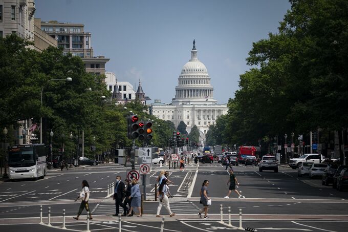 米最高裁、トランプ氏の政府職員削減を容認－差し止め命令を解除