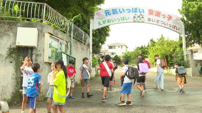 「早く宿題終わらせて遊びたい！」那覇市の小中学校は19日から夏休み　|　沖縄のニュース｜RBC 琉球放送