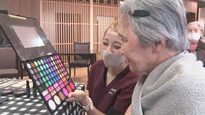 97歳でもメイク　高齢者に『美』を届ける「介護美容」　どんな効果が？|TBS NEWS DIG