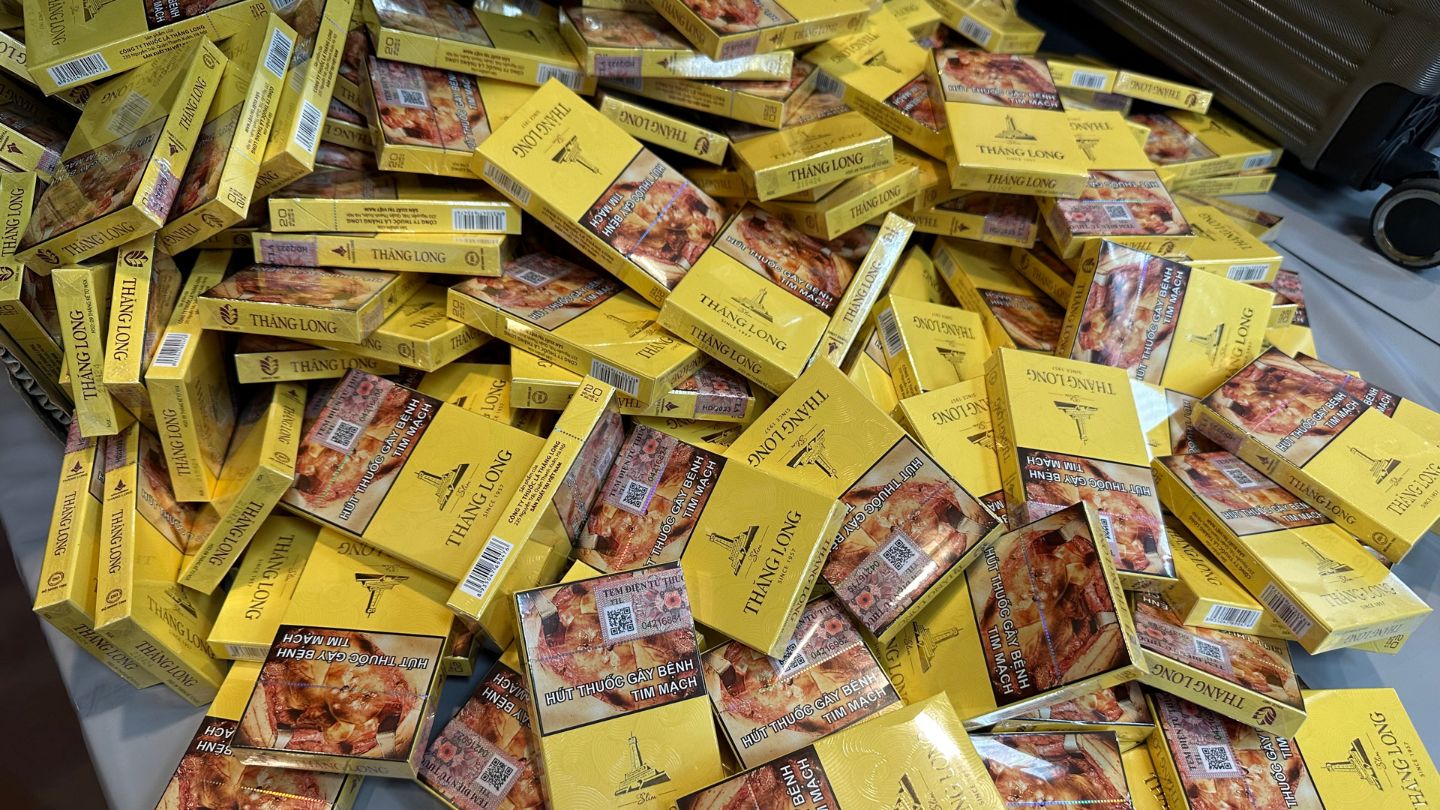 SNSを使い無許可で海外の“たばこ”とみられる商品を販売した疑い　ベトナム国籍の男女6人を逮捕・送検