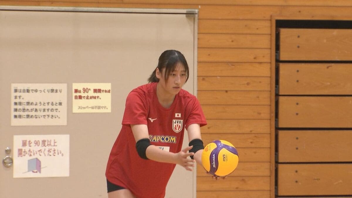 バレーボール女子日本代表　大分初合宿　秋本美空が大学選抜との練習試合で躍動