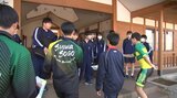 警察や高校生が自転車利用者にヘルメット着用などを呼びかけ 岩手・紫波町|TBS NEWS DIG