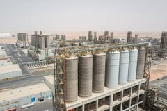 中東原油、探知避けてホルムズ海峡シャトル輸送－世界の価格上昇抑制| TBS CROSS DIG with Bloomberg