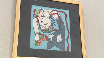 難病の影響で視野の96%を失った画家・本村卓空さんの絵画展 針の穴ほど