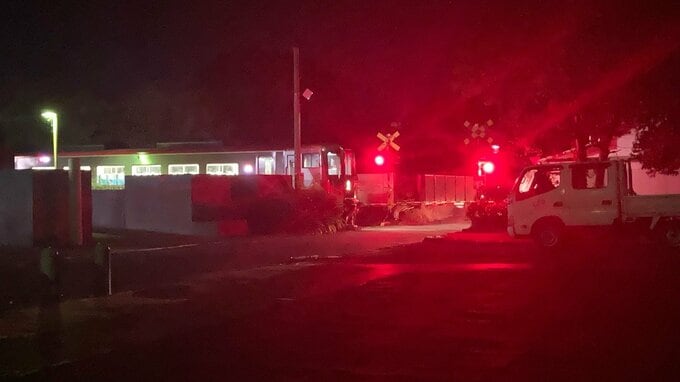 特急列車にはねられ死亡の男性、身元判明　現場は公園沿いの線路、フェンス途切れ線路内に入れる場所も…詳しい状況は捜査中【高知・須崎】　|　高知のニュース・天気｜KUTV NEWS | KUTVテレビ高知