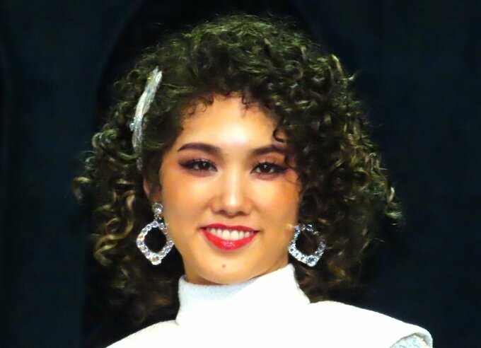 【 彩風咲奈 】　宝塚退団後初ミュージカルで　「男役の癖だよって言われることが出てしまった」　先輩・森公美子からの言葉に涙　「この作品を選んでくれたことに感謝」|TBS NEWS DIG