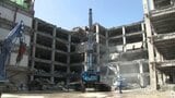 大洲の「アクトピア大洲」を巨大重機が解体作業中 愛媛・大洲市 | 愛媛のニュース - Nスタえひめ|あいテレビは6チャンネル