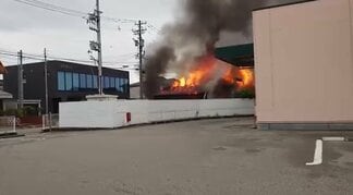 「黒煙が見える」富山市山室で火事　消防が活動中【動画は午後4時18分頃】　|　富山のニュース｜天気・防災｜チューリップテレビ