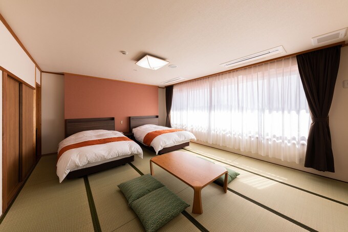 藤井聡太八冠の王将戦開催宿泊施設で「初手見学プラン」「封じ手開封・感想戦見学プラン」1泊2日で1組80万円 藤井八冠と記念撮影も…すでに5件の応募　|　BSSニュース | BSS山陰放送