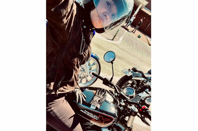 鈴木紗理奈さん　ハーレーダビッドソンの【３５０ｃｃ】でツーリング　「楽しすぎた‼︎　余韻がすごい‼︎」|TBS NEWS DIG